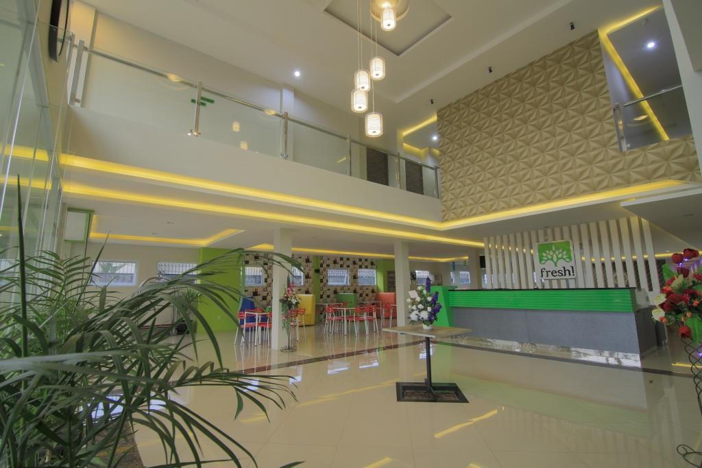 Fresh Hotel Sukabumi Eksteriør bilde